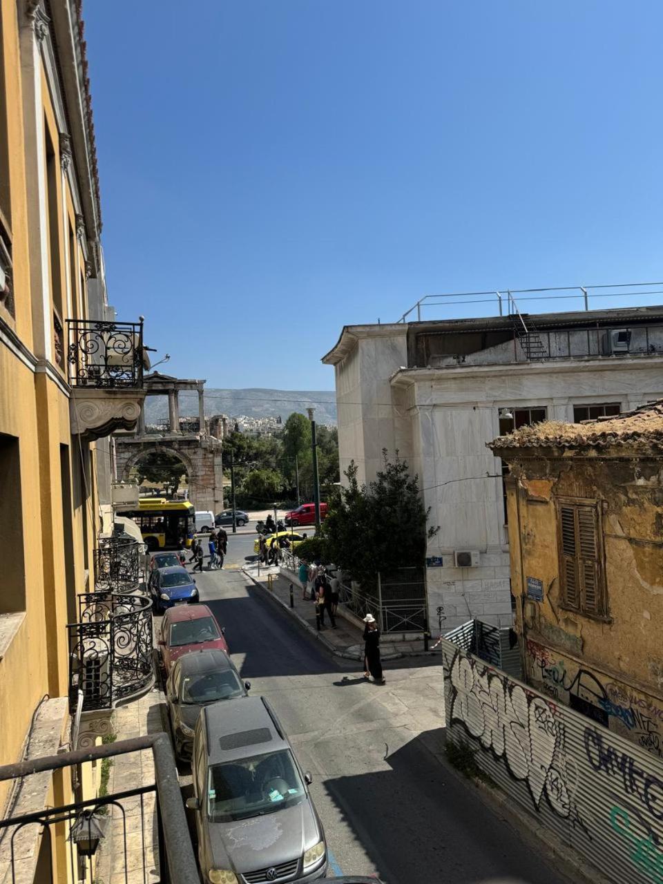 Athenian Gate To Plaka By Athenian Homes Atenas Exterior foto