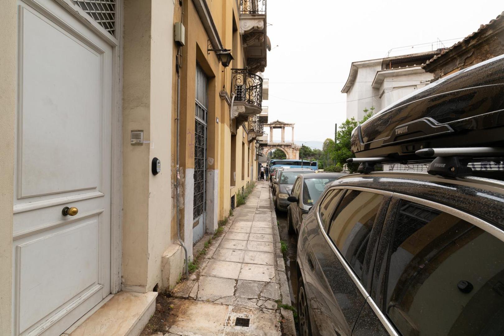 Athenian Gate To Plaka By Athenian Homes Atenas Exterior foto